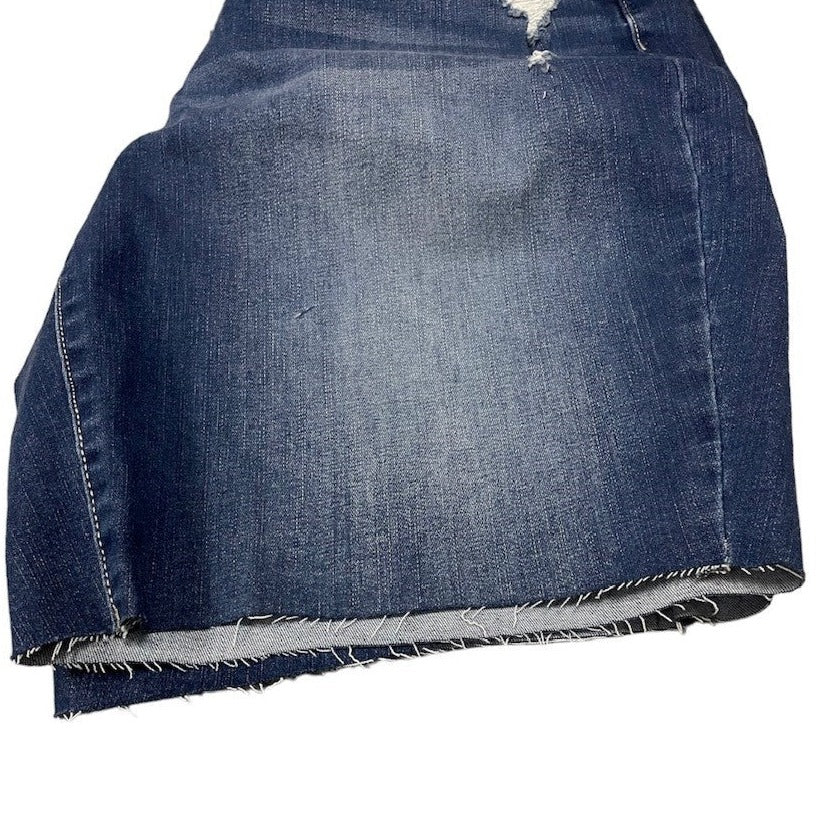 Time And Tru Women's High Rise Button Fly Relaxed Denim Bermuda Short Size 14