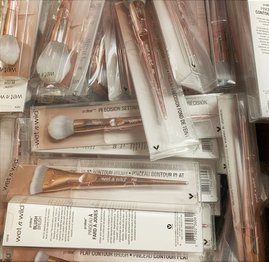 Shelf Pull - Wet n Wild Proline Makeup Brushes. Blush, Contour, Powder, Foundation & Setting (50 PCS LOT)